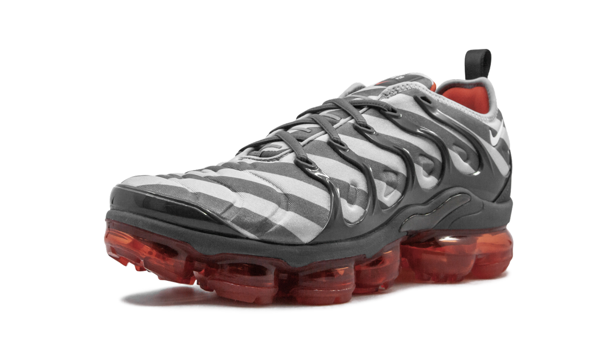 Air VaporMax Plus "Grey / Red" 924453 020