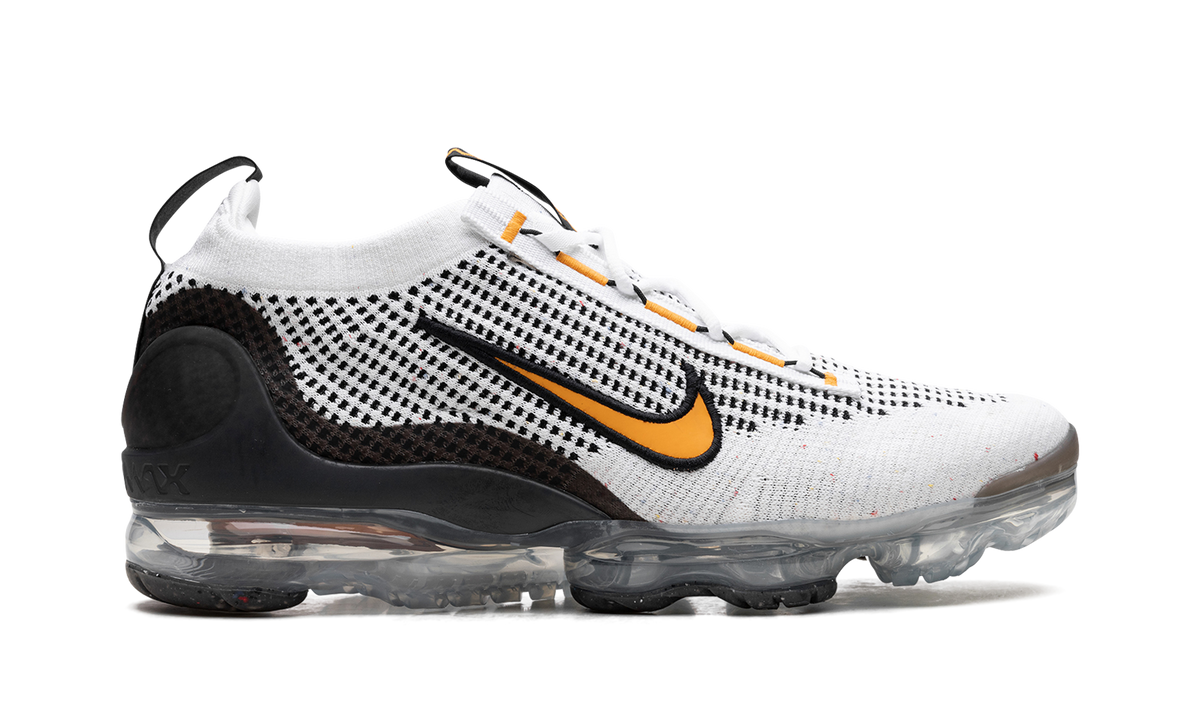 Air VaporMax 2021 FK "KUMQUAT" DM0025 101